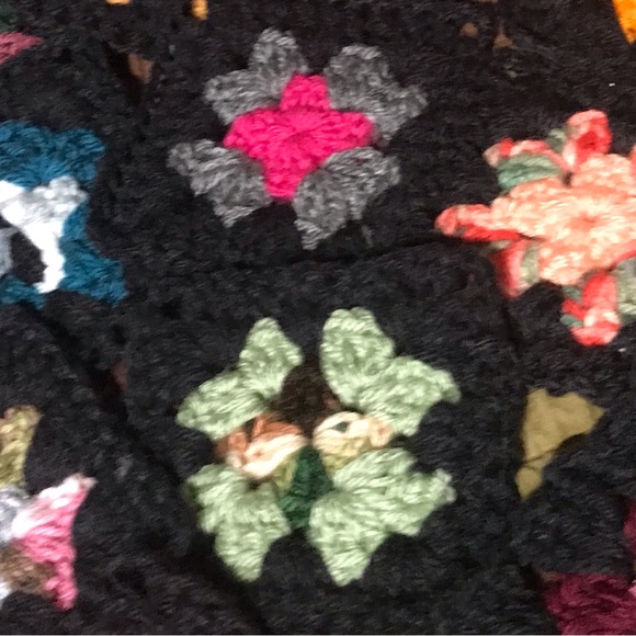 Granny squares Lot Of 30 4 Inch Crocheted Individual Squares Multiple colors NEW - Picture 5 of 11